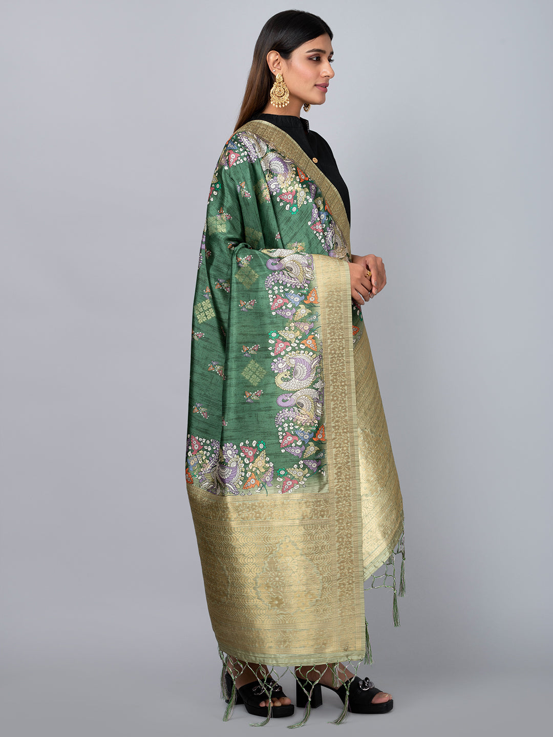 “Banarasi digital printed dupatta with rich patterns and gold zari detailing – perfect for festive and ethnic Indian wear by Negchaar”