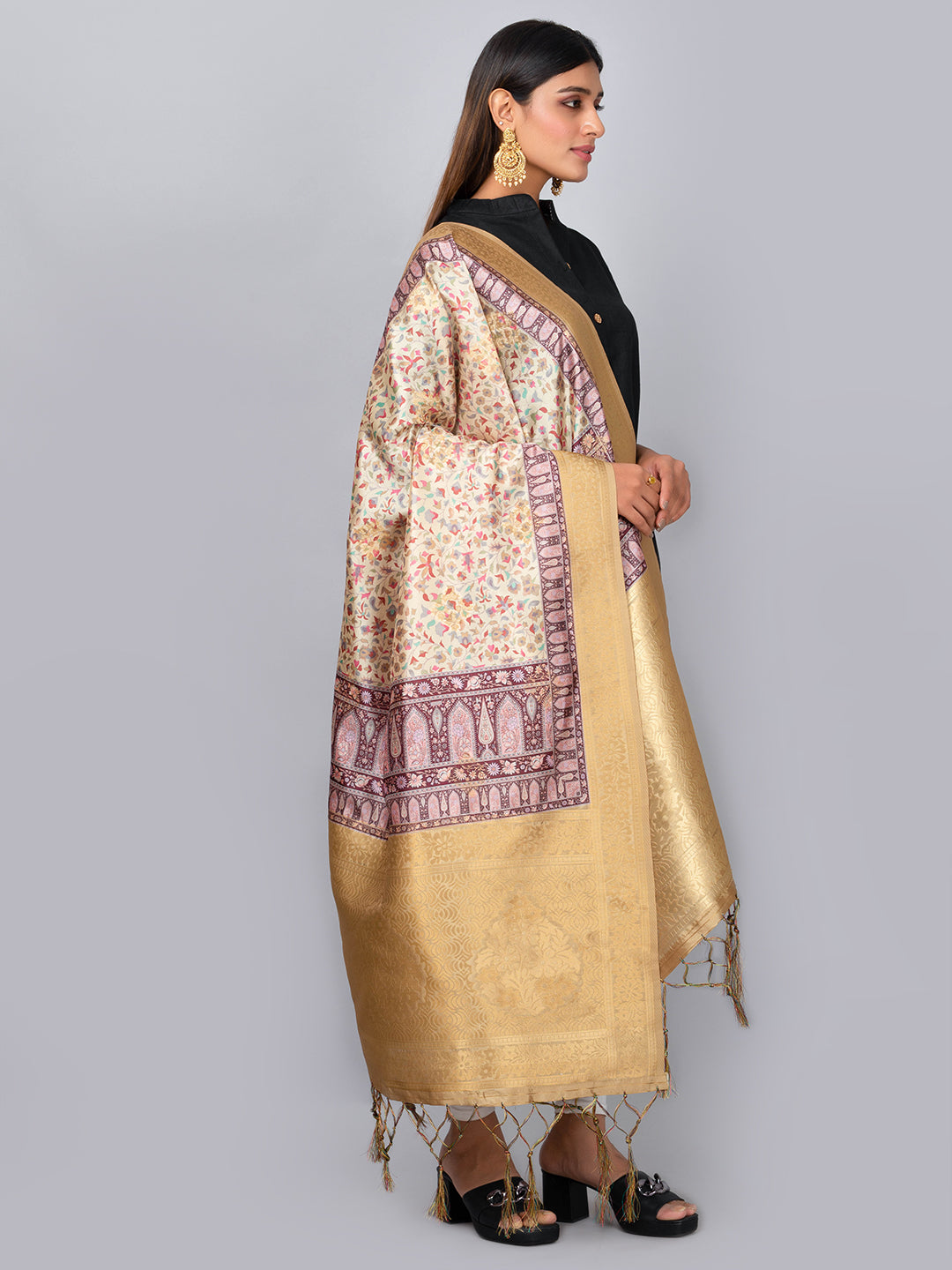 “Banarasi digital printed dupatta with rich patterns and gold zari detailing – perfect for festive and ethnic Indian wear by Negchaar”