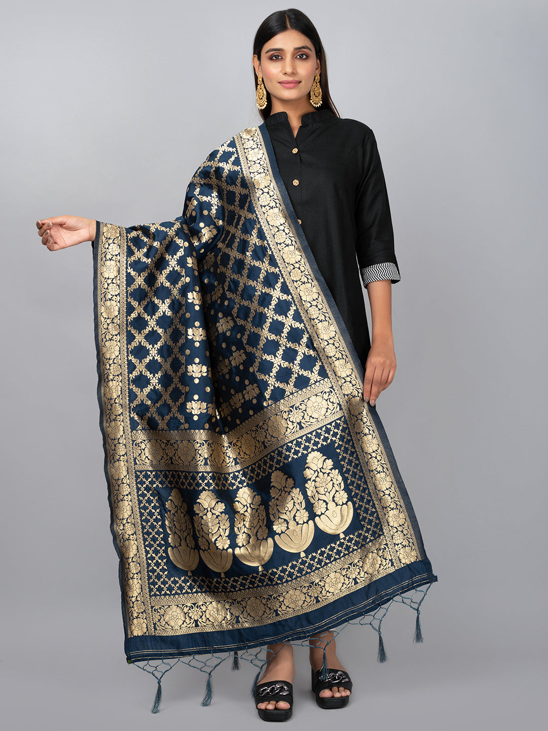 Rich Banarasi jacquard dupatta with intricate woven patterns and traditional motifs, showcasing a luxurious texture—perfect for festive occasions and ethnic wear.