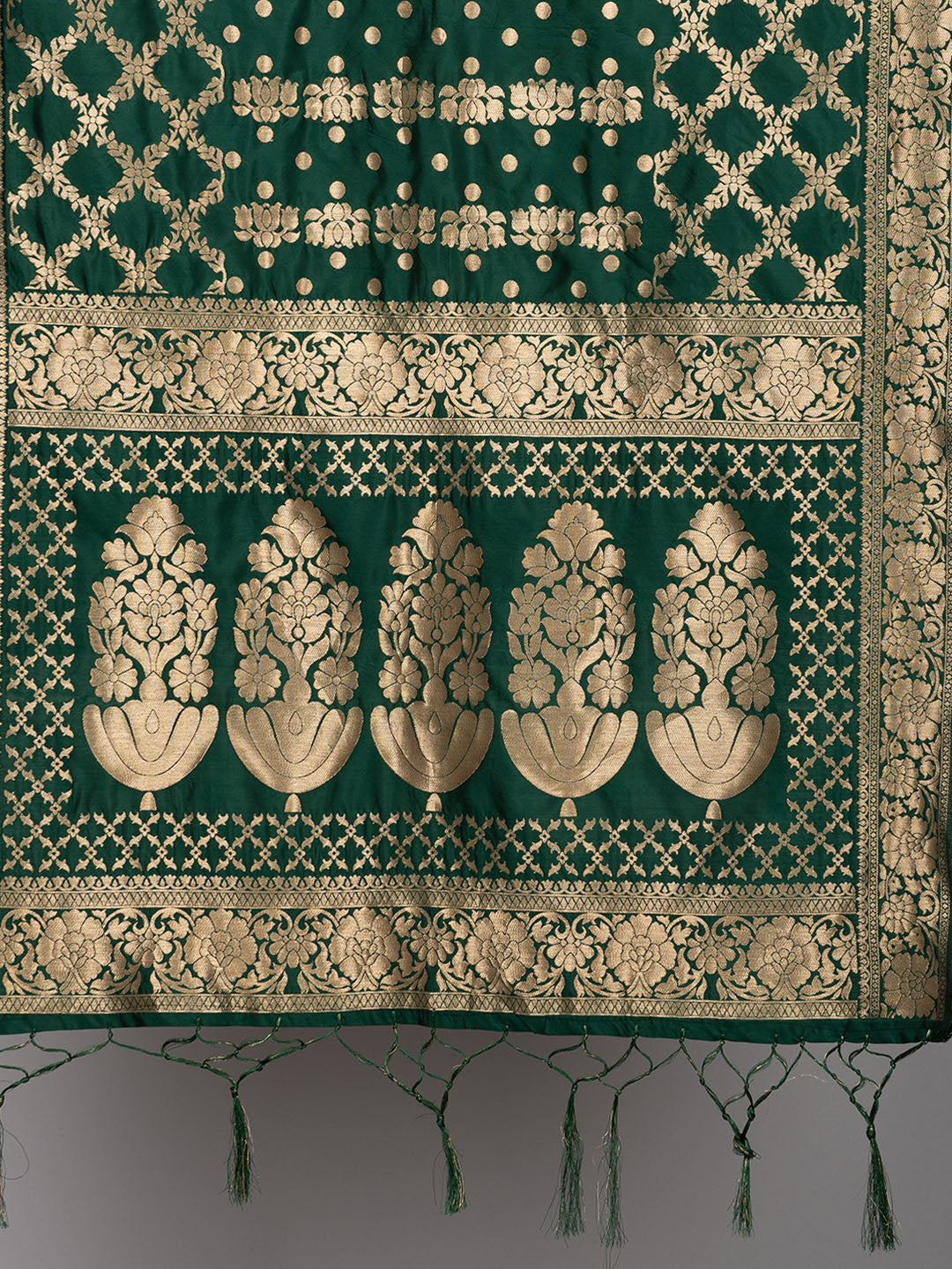 Rich Banarasi jacquard dupatta with intricate woven patterns and traditional motifs, showcasing a luxurious texture—perfect for festive occasions and ethnic wear.