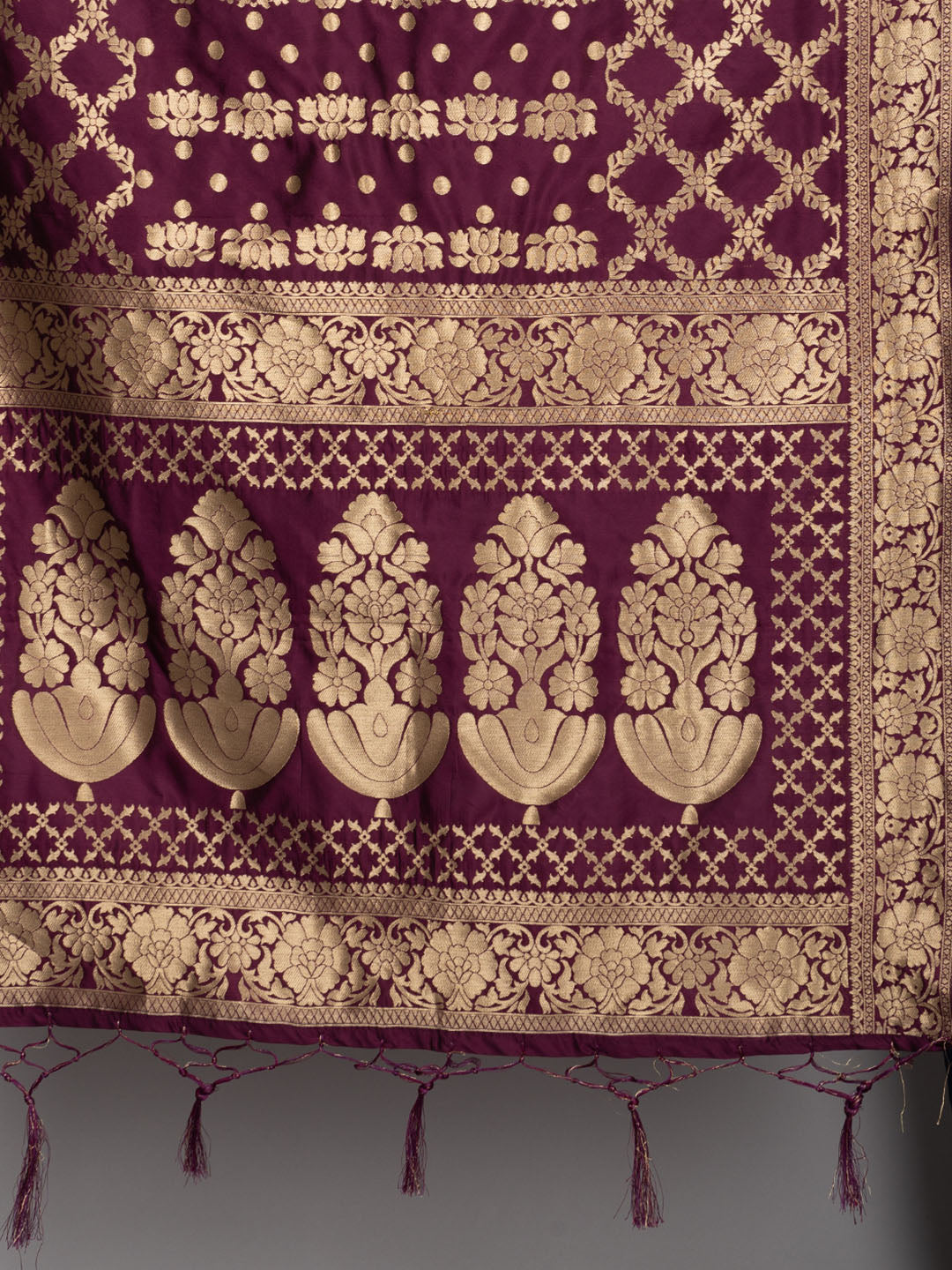 Rich Banarasi jacquard dupatta with intricate woven patterns and traditional motifs, showcasing a luxurious texture—perfect for festive occasions and ethnic wear.