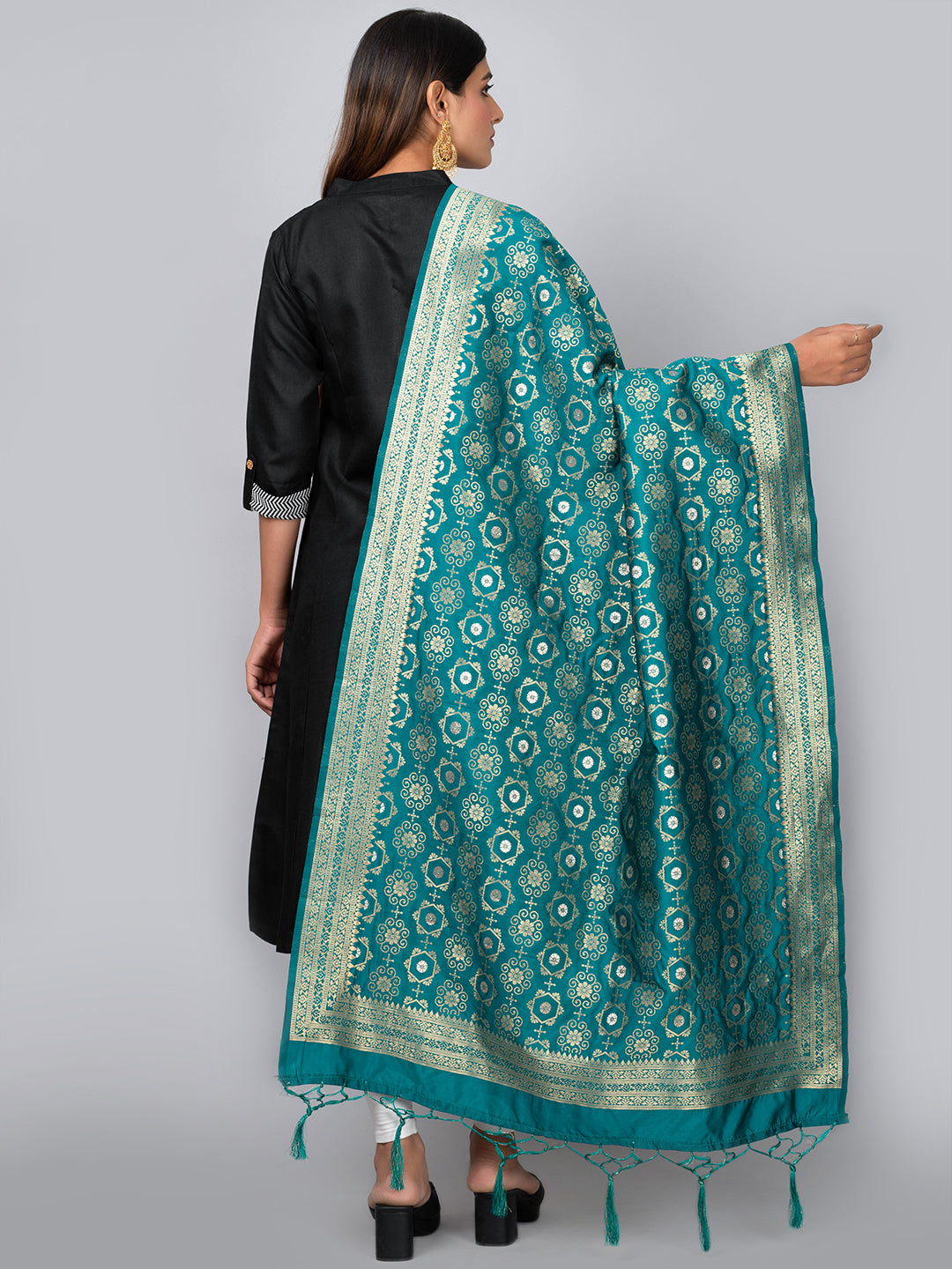 Rich Banarasi jacquard dupatta with intricate woven patterns and traditional motifs, showcasing a luxurious texture—perfect for festive occasions and ethnic wear.