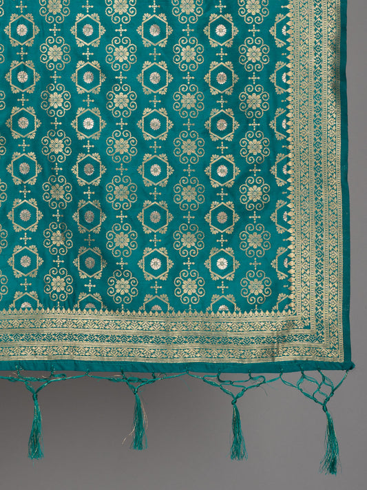 Rich Banarasi jacquard dupatta with intricate woven patterns and traditional motifs, showcasing a luxurious texture—perfect for festive occasions and ethnic wear.