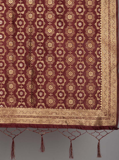 Rich Banarasi jacquard dupatta with intricate woven patterns and traditional motifs, showcasing a luxurious texture—perfect for festive occasions and ethnic wear.