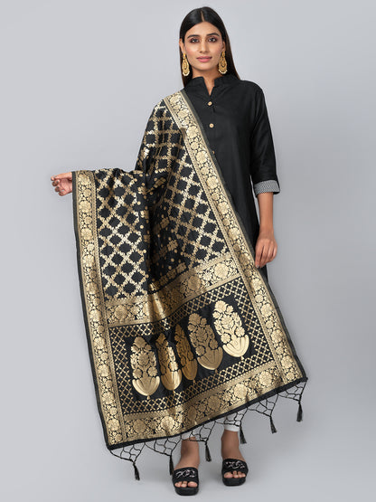 Rich Banarasi jacquard dupatta with intricate woven patterns and traditional motifs, showcasing a luxurious texture—perfect for festive occasions and ethnic wear.