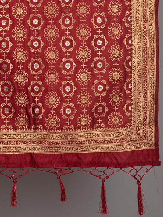Rich Banarasi jacquard dupatta with intricate woven patterns and traditional motifs, showcasing a luxurious texture—perfect for festive occasions and ethnic wear.