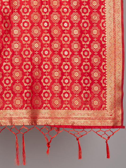 Rich Banarasi jacquard dupatta with intricate woven patterns and traditional motifs, showcasing a luxurious texture—perfect for festive occasions and ethnic wear.