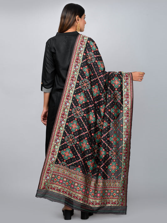 "Elegant Kashmiri jacquard dupatta with intricate traditional motifs, rich textures, and vibrant colors – ideal for festive and ethnic styling by Negchaar"