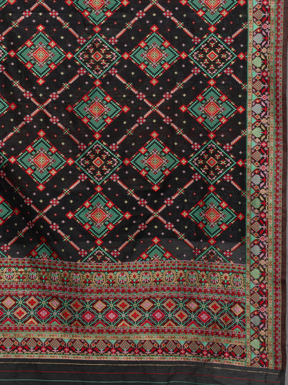 "Elegant Kashmiri jacquard dupatta with intricate traditional motifs, rich textures, and vibrant colors – ideal for festive and ethnic styling by Negchaar"
